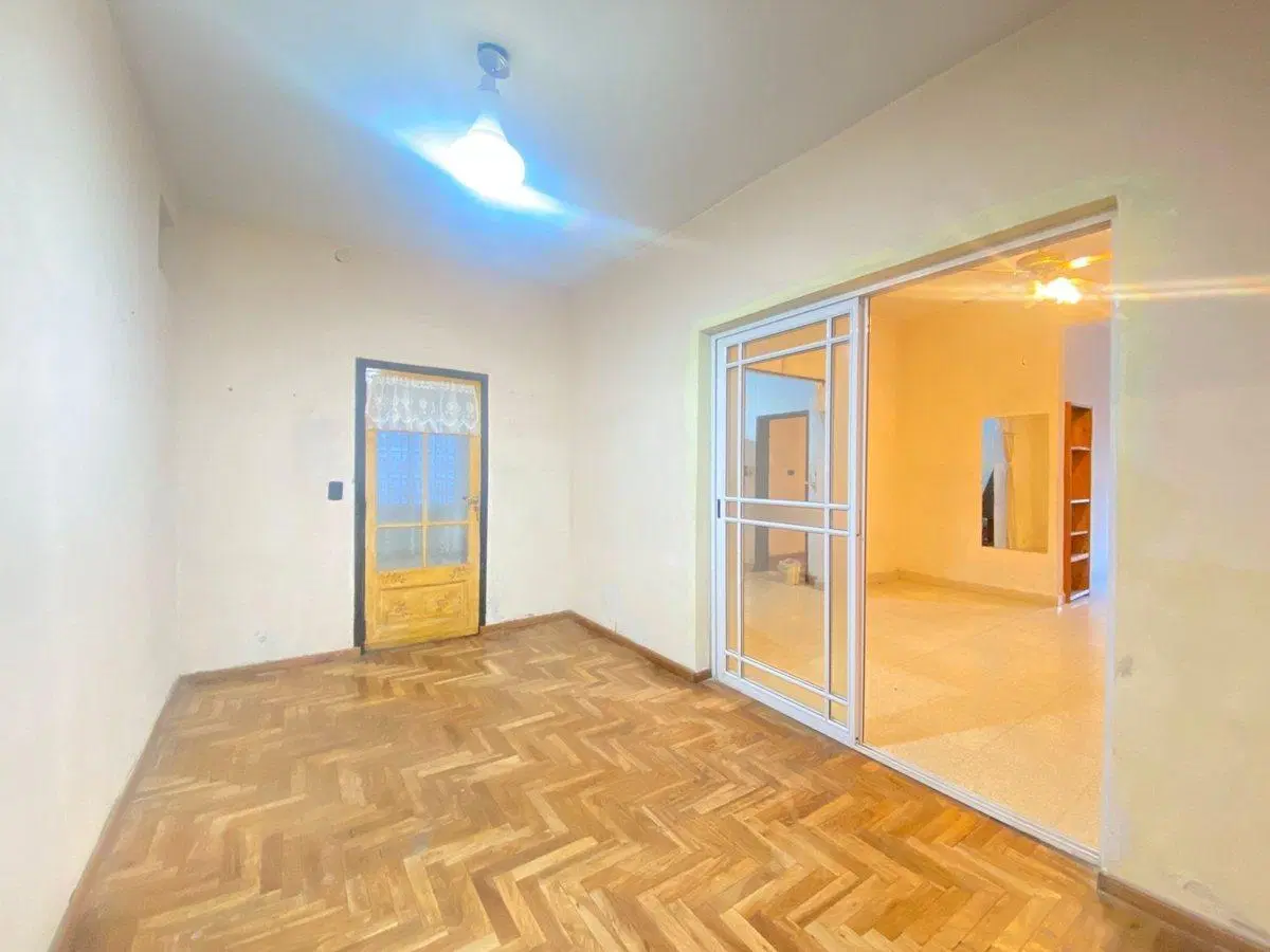 VENTA CASA 3 HABITACIONES CON JARDÍN VILLA LYNCH 4