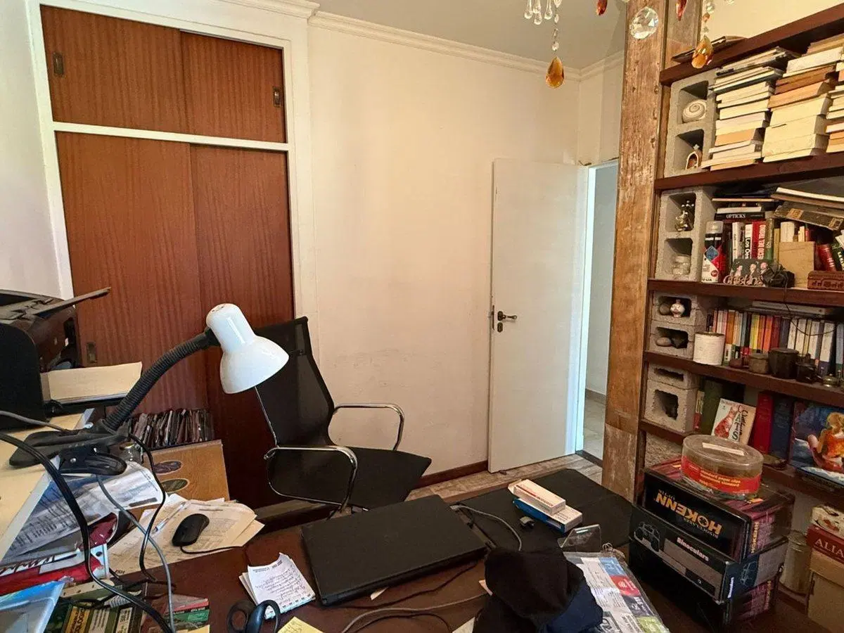 VENTA CASA 6 AMB. CON JARDIN Y PILETA. BANFIELD 4