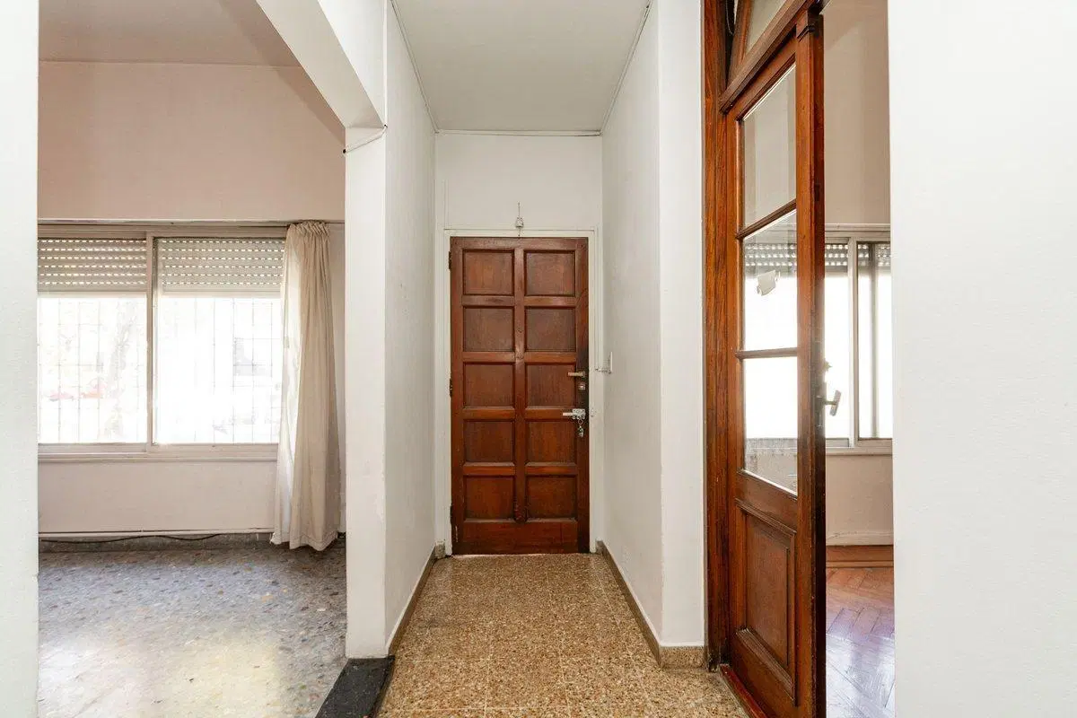 Casa en venta Montecastro 4 ambientes 5