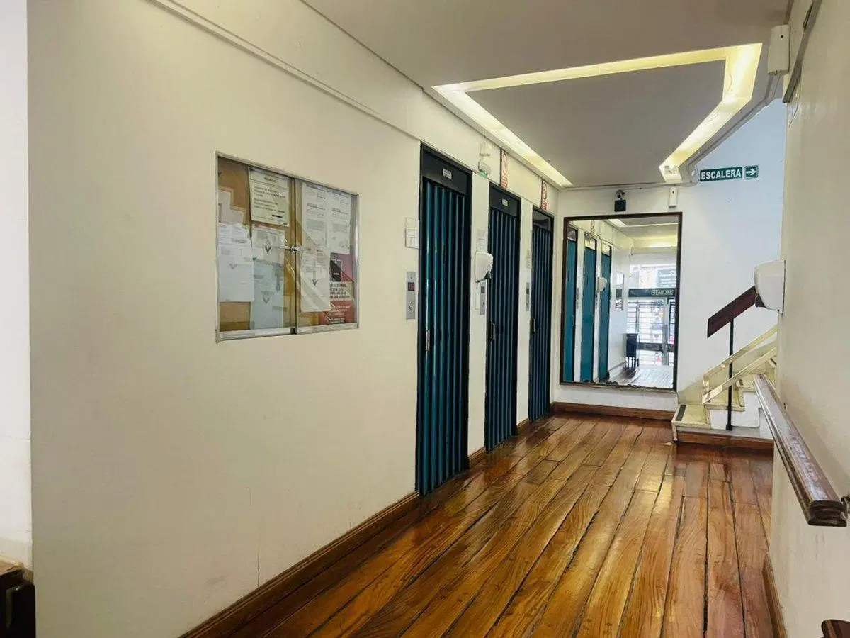 Departamento 2 ambientes en venta Balvanera balcón 2