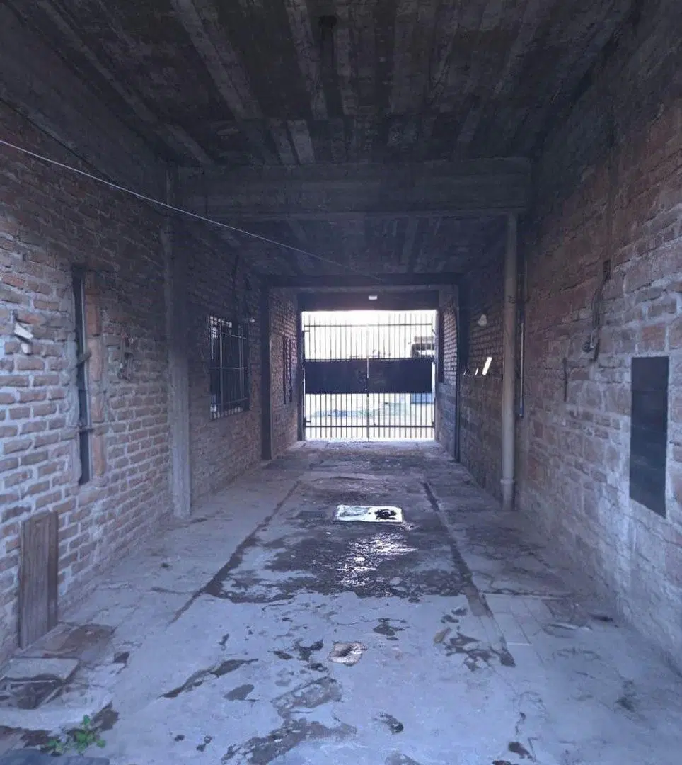 VENTA CASA MULTIFAMILIAR A REFACCIONAR  SAN JUST0 4