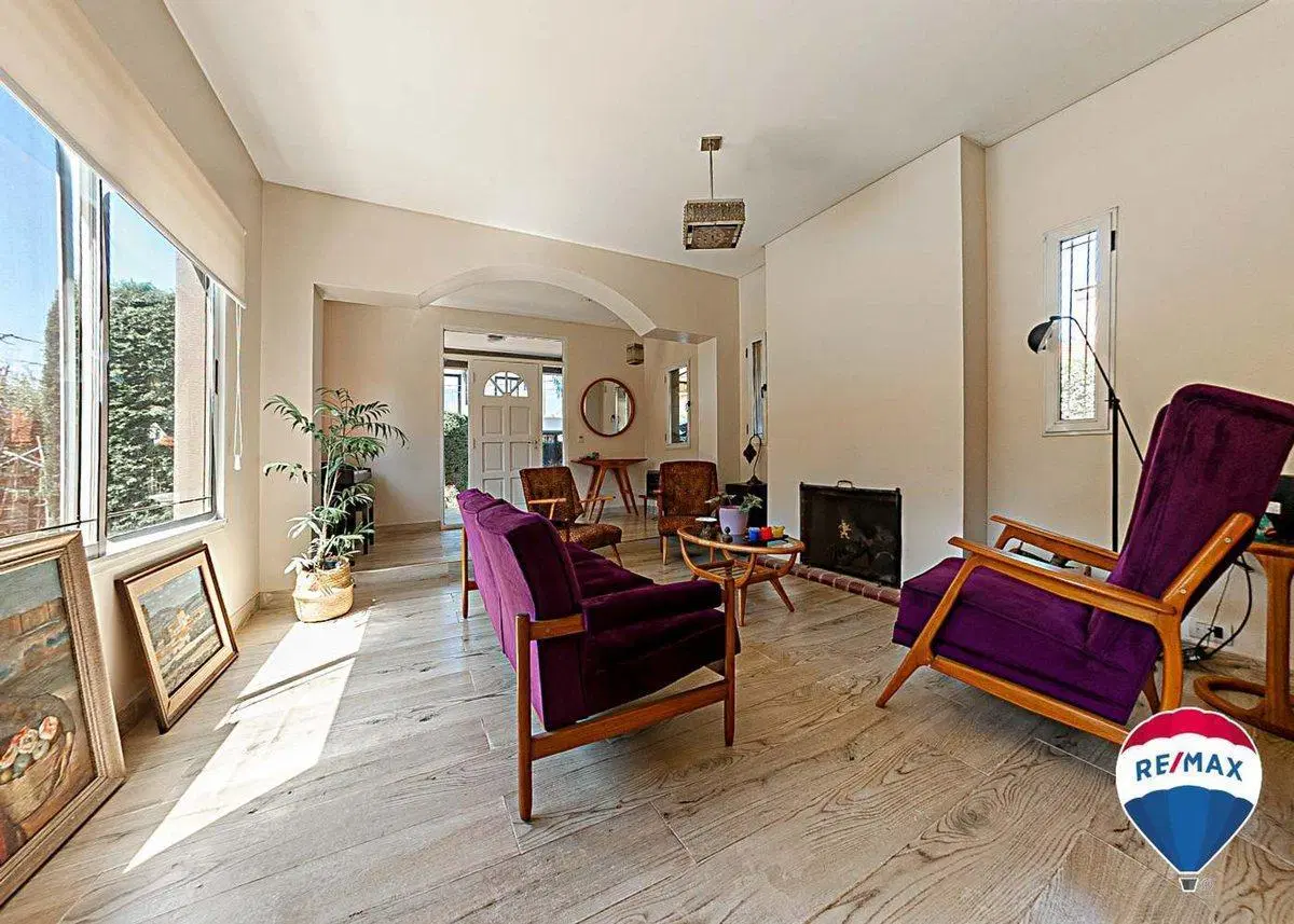 CASA 4 AMB EN VENTA EN GENERAL RODRIGUEZ PILETA 4