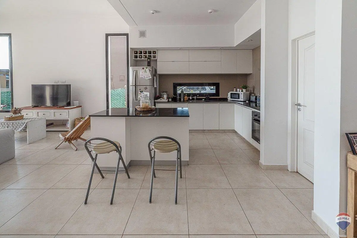 CASA 4 AMBIENTES VENTA SAN RAMON PILAR DEL ESTE 3