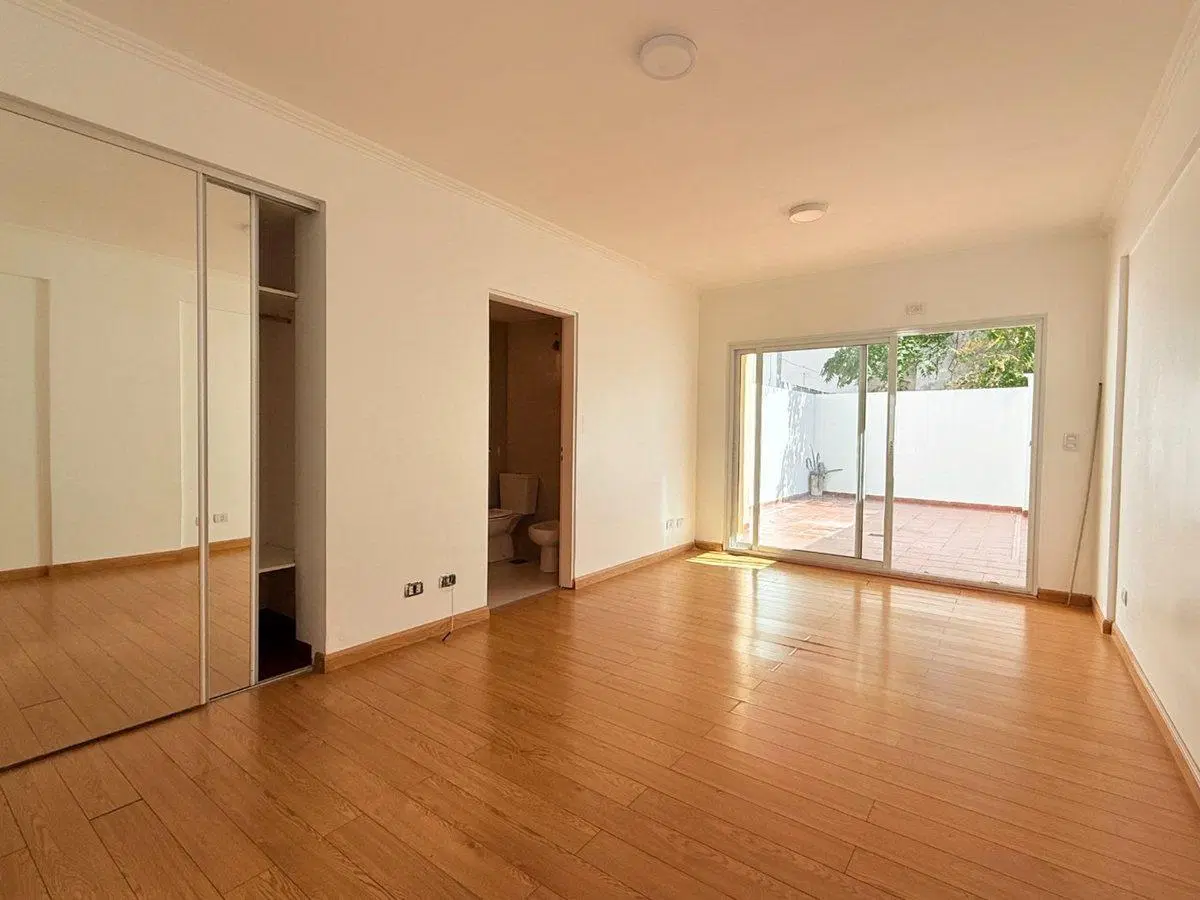 VENTA DEPARTAMENTO CON PATIO EN CABALLITO 3