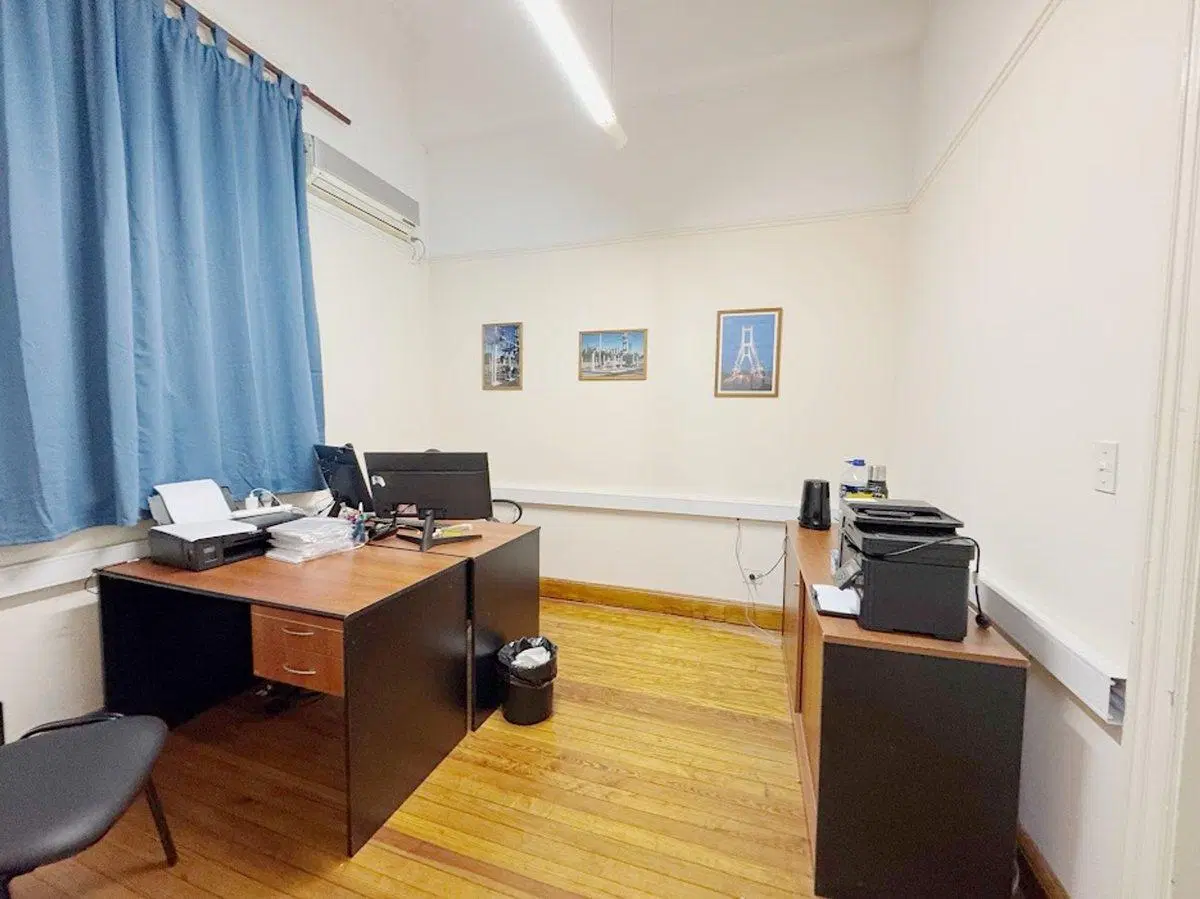 VENTA OFICINA 77m2 MICROCENTRO 5