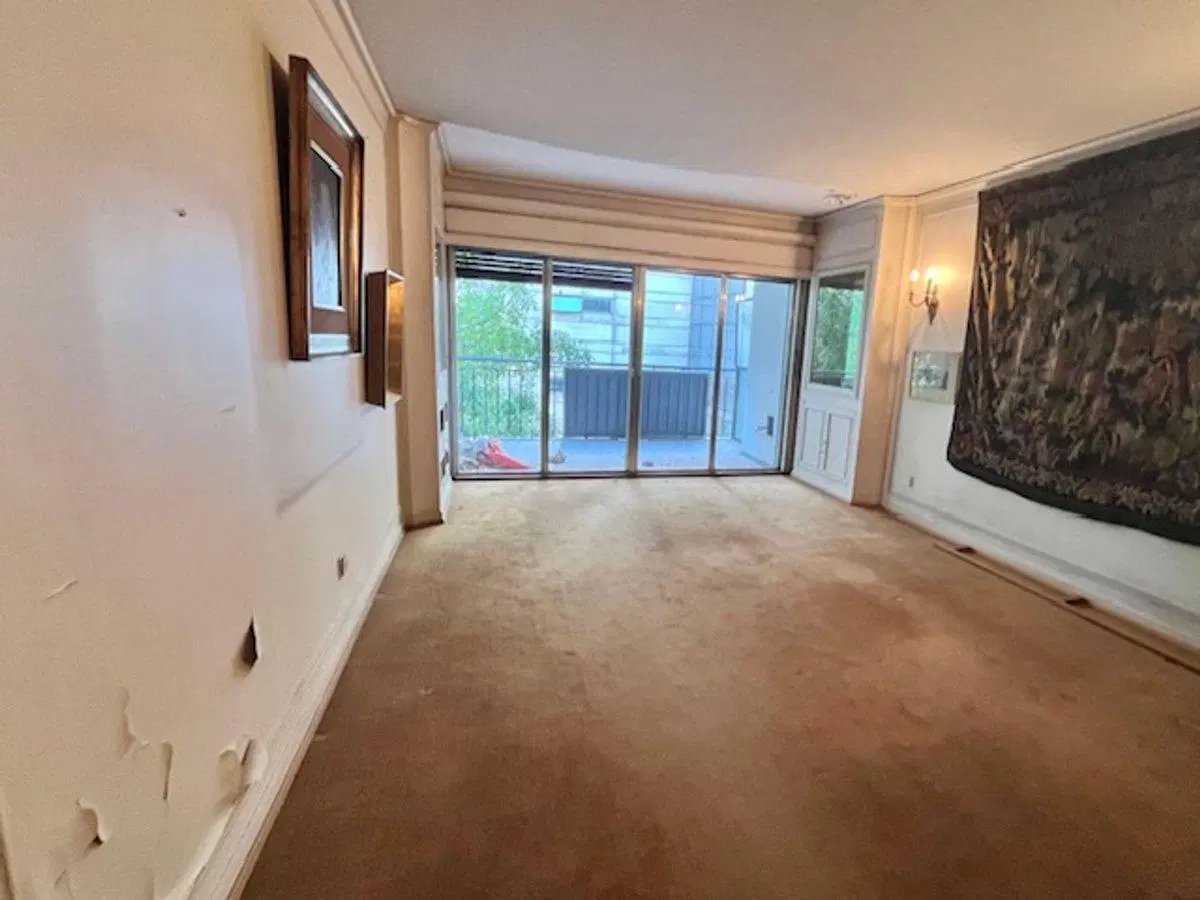 VENTA DPTO 6 AMB  BALCON COCH RETIRO A REFACCIONAR 2