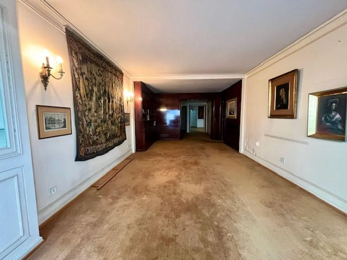 VENTA DPTO 6 AMB  BALCON COCH RETIRO A REFACCIONAR 3