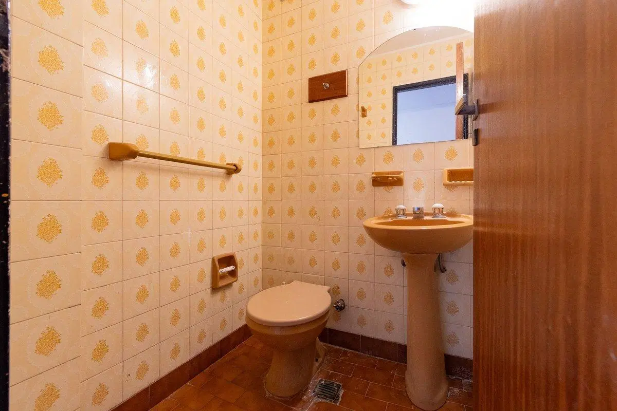 VENTA Departamento 3 dormitorios, balcón, luminoso 5