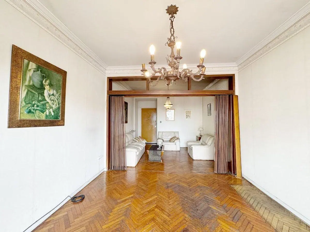 VENTA DPTO 4 AMB  CON TOILETTE Y BALCÓN EN FLORES 5