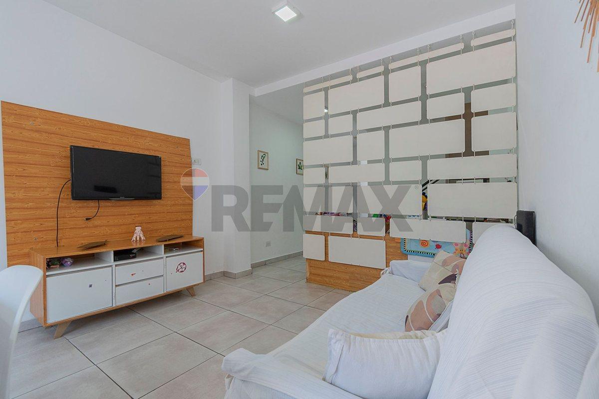 Venta Duplex 3 amb c cochera y jardin. V Luzuriaga