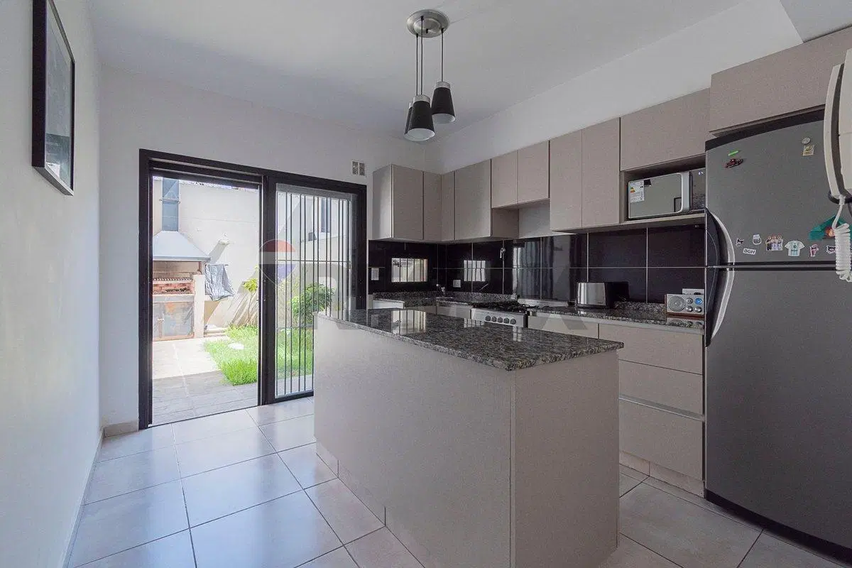 Venta Duplex 3 amb c cochera y jardin. V Luzuriaga 5