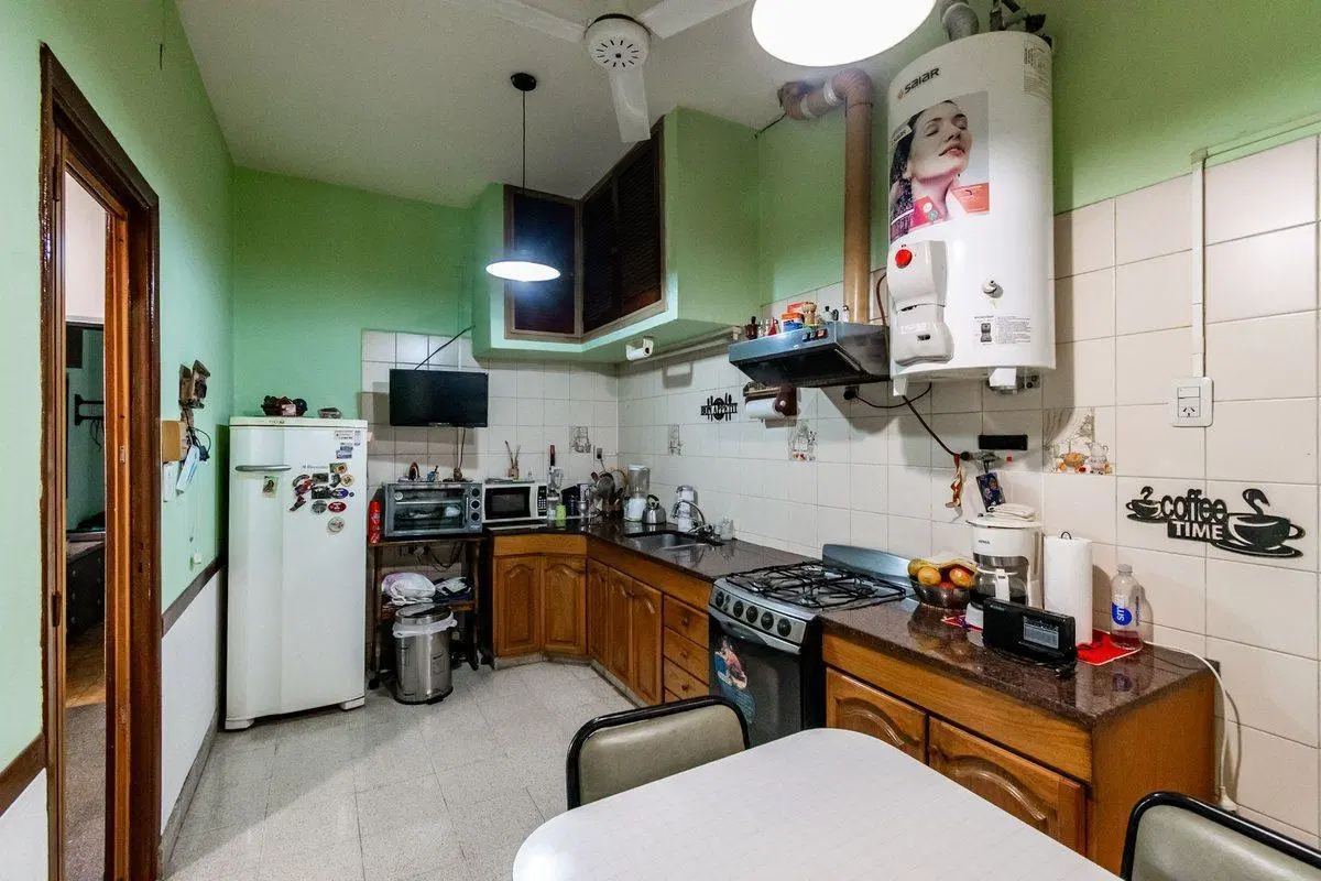VENTA CASA DE 3 AMB. EN VILLA MAIPUCON CON LOCAL 5