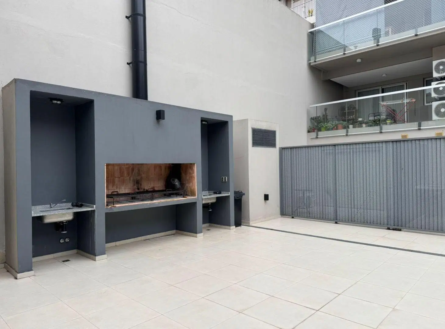 MONOAMBIENTE EN ALQUILER CON BALCON Y AMENITIES. 5