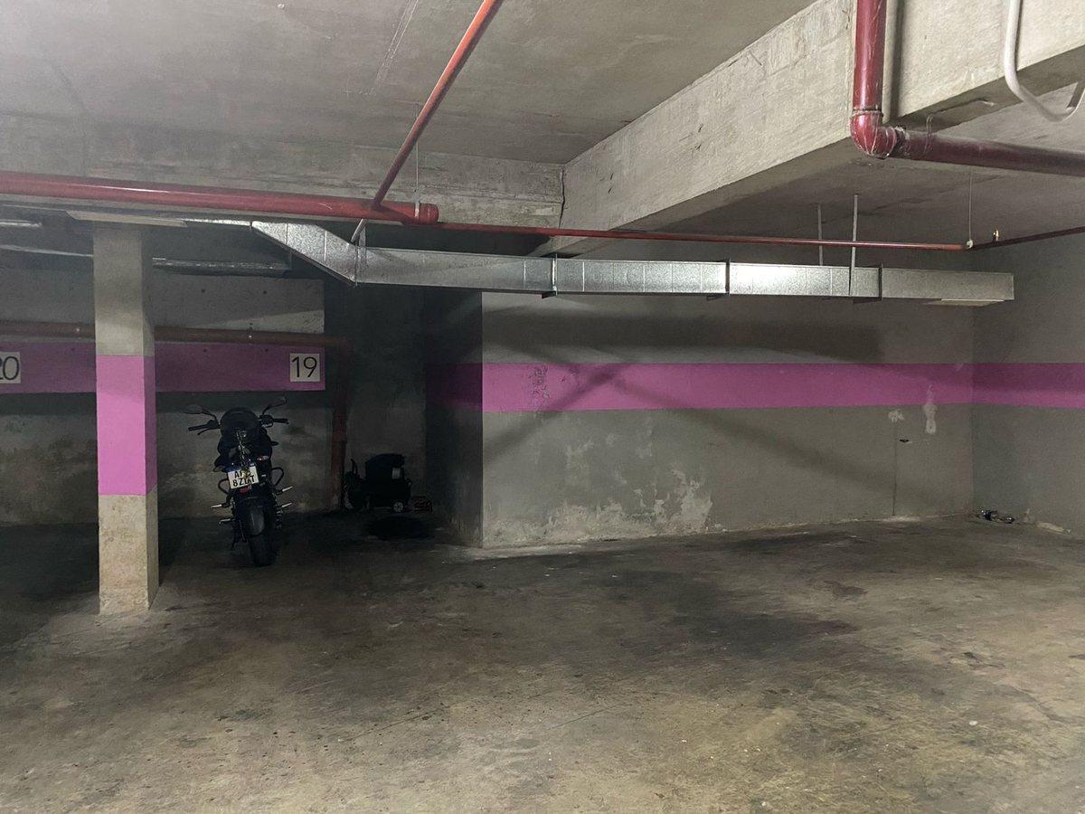 Venta de cochera fija Recoleta