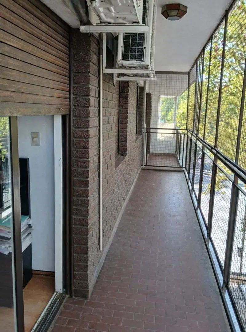 VENTA DEPTO 3 AMB CON DEPENDECIA Y BALCON AL FRENT 2