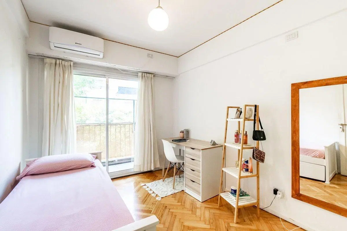VENTA DEPTO 4 AMB CON BALCÓN UBICADO EN PALERMO 4