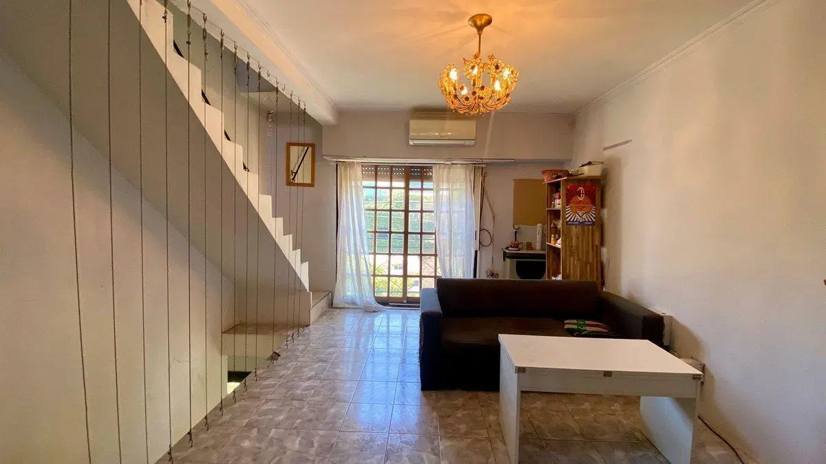 Triplex 3 amb en venta con cochera, Santos Lugares 5