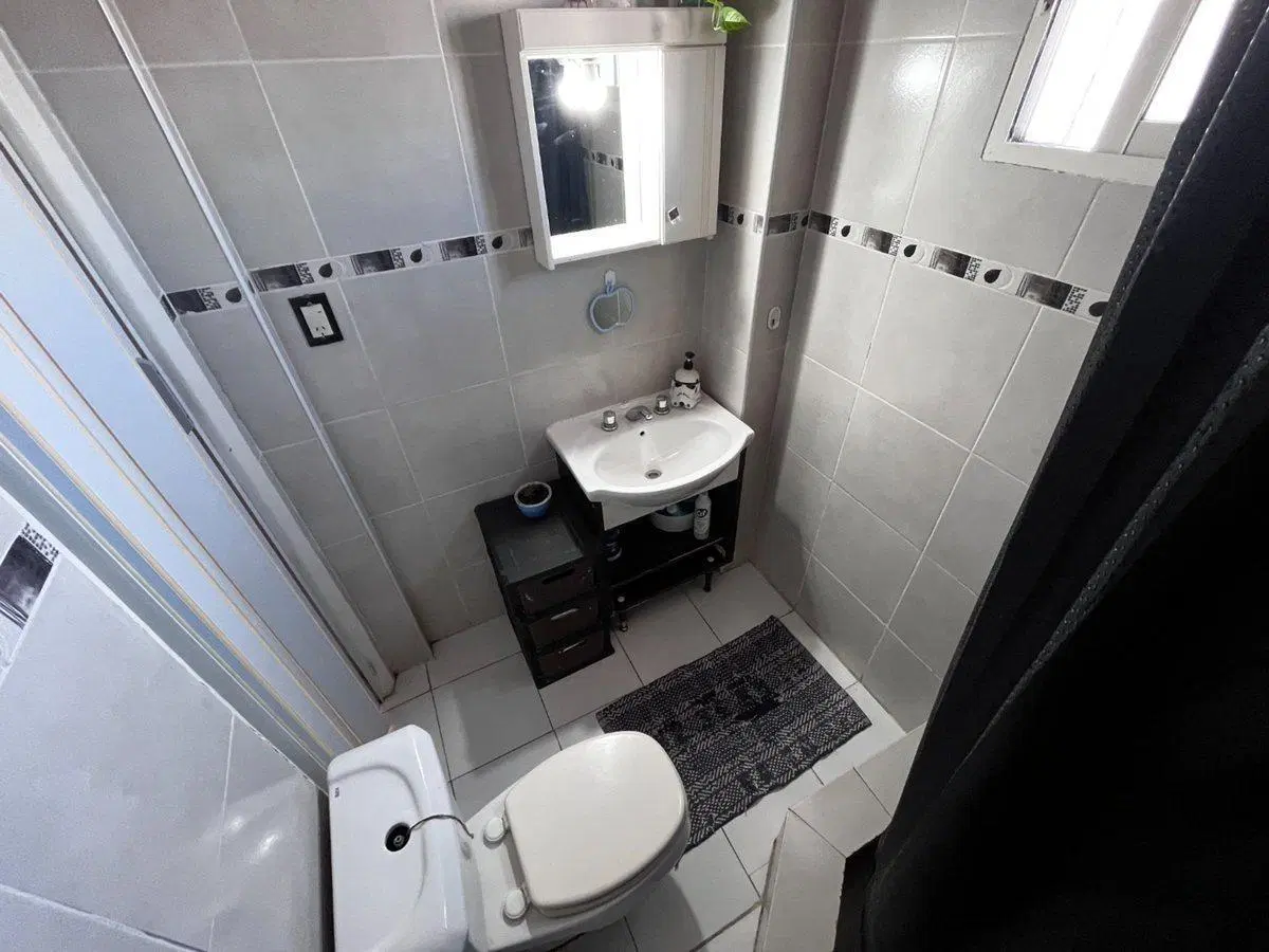 Venta depto 2 amb con balcón aterrazado. Caballito 5
