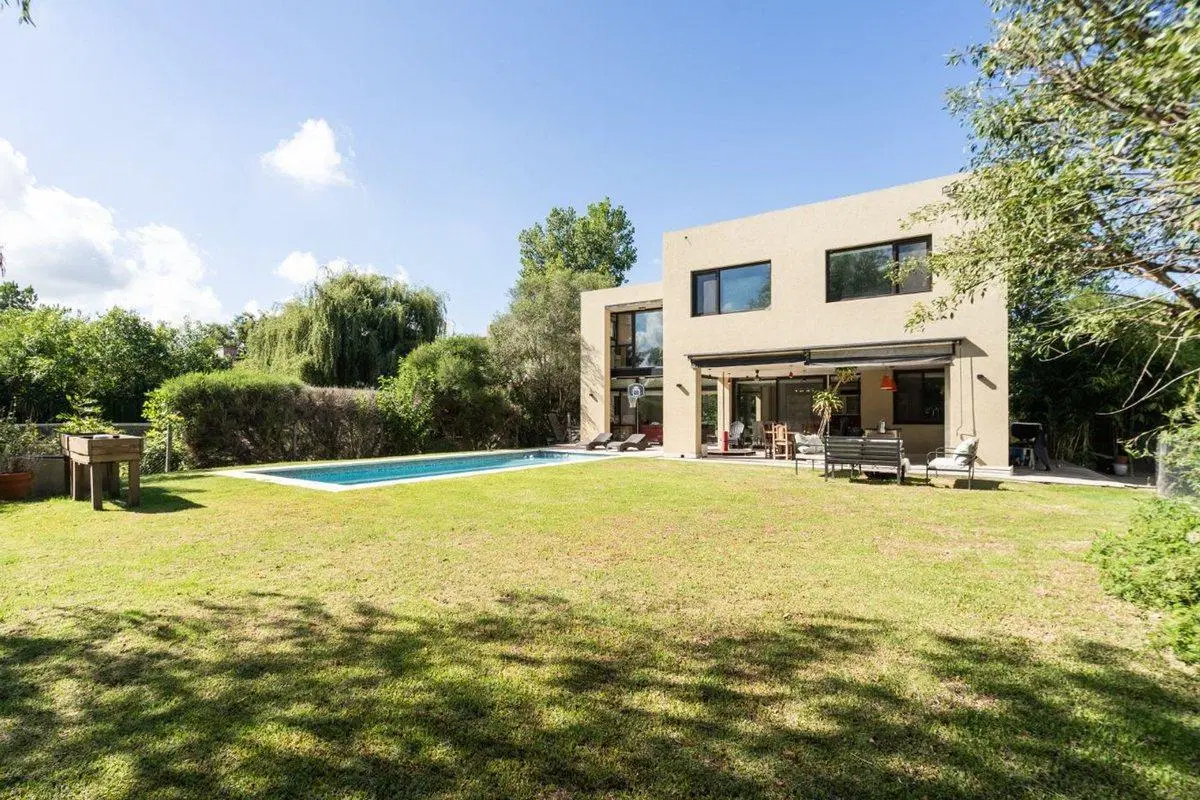 Venta Casa Barrio CUBE Pileta Vista al Lago 7 amb 3
