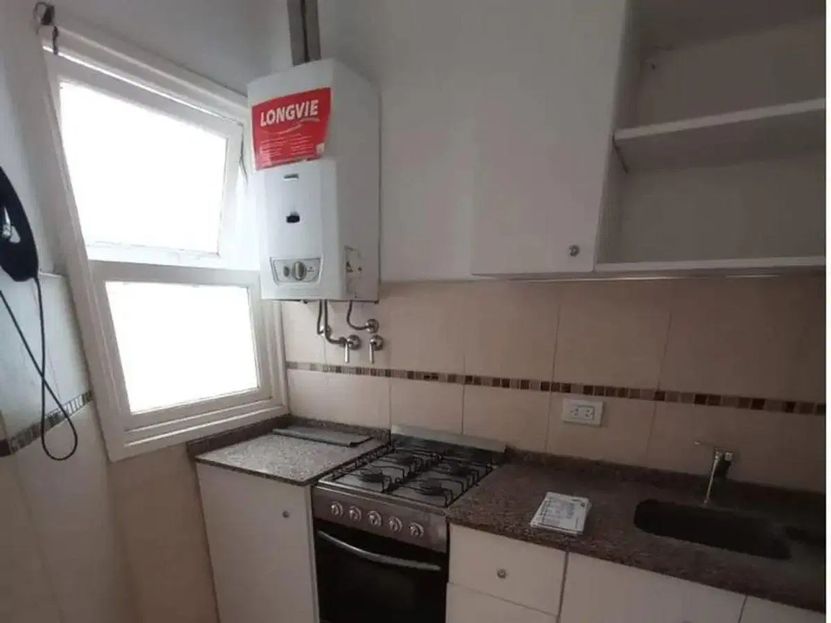 Venta  PH 2 ambientes luminoso Belgrano 4