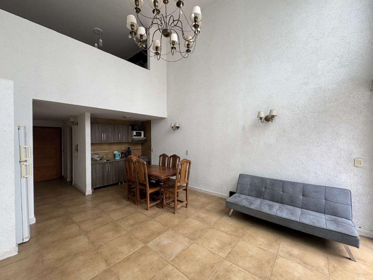 Departamento 2 ambientes en venta en Pilar c/patio