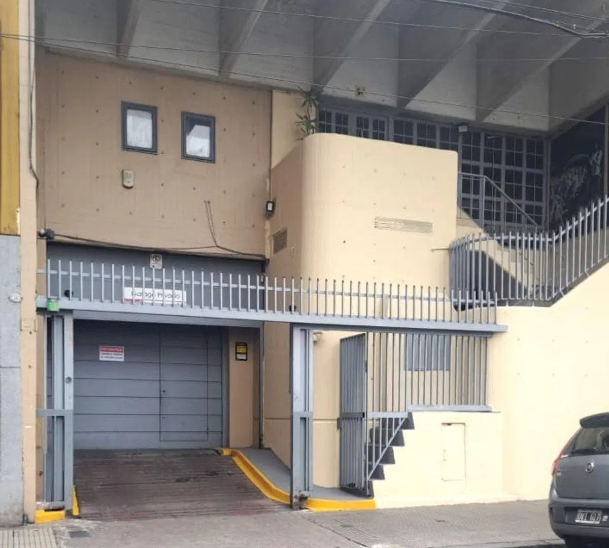 Venta Cochera fija, cubierta en Belgrano 5