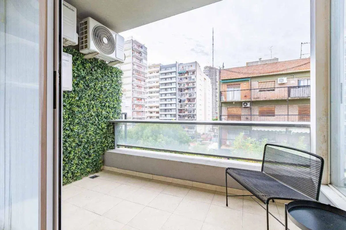 Venta depto 3 amb. con balcon y cochera Palermo 2