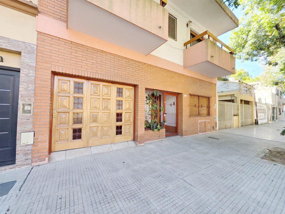 VENTA 2 PH  8 AMB MONTE CASTRO JARDIN TERRAZA