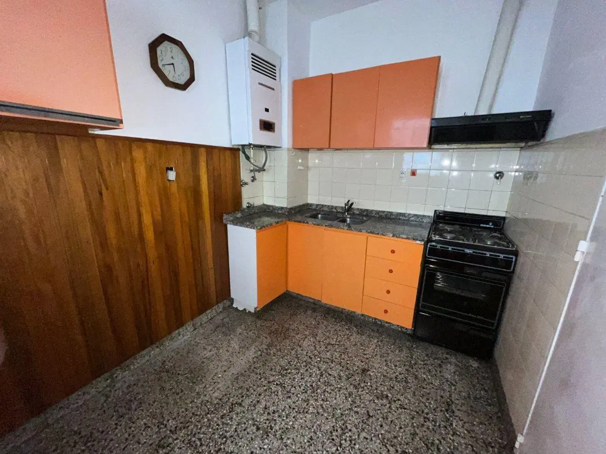 DEPARTAMENTO 3 AMB EN VENTA EN HAEDO 2