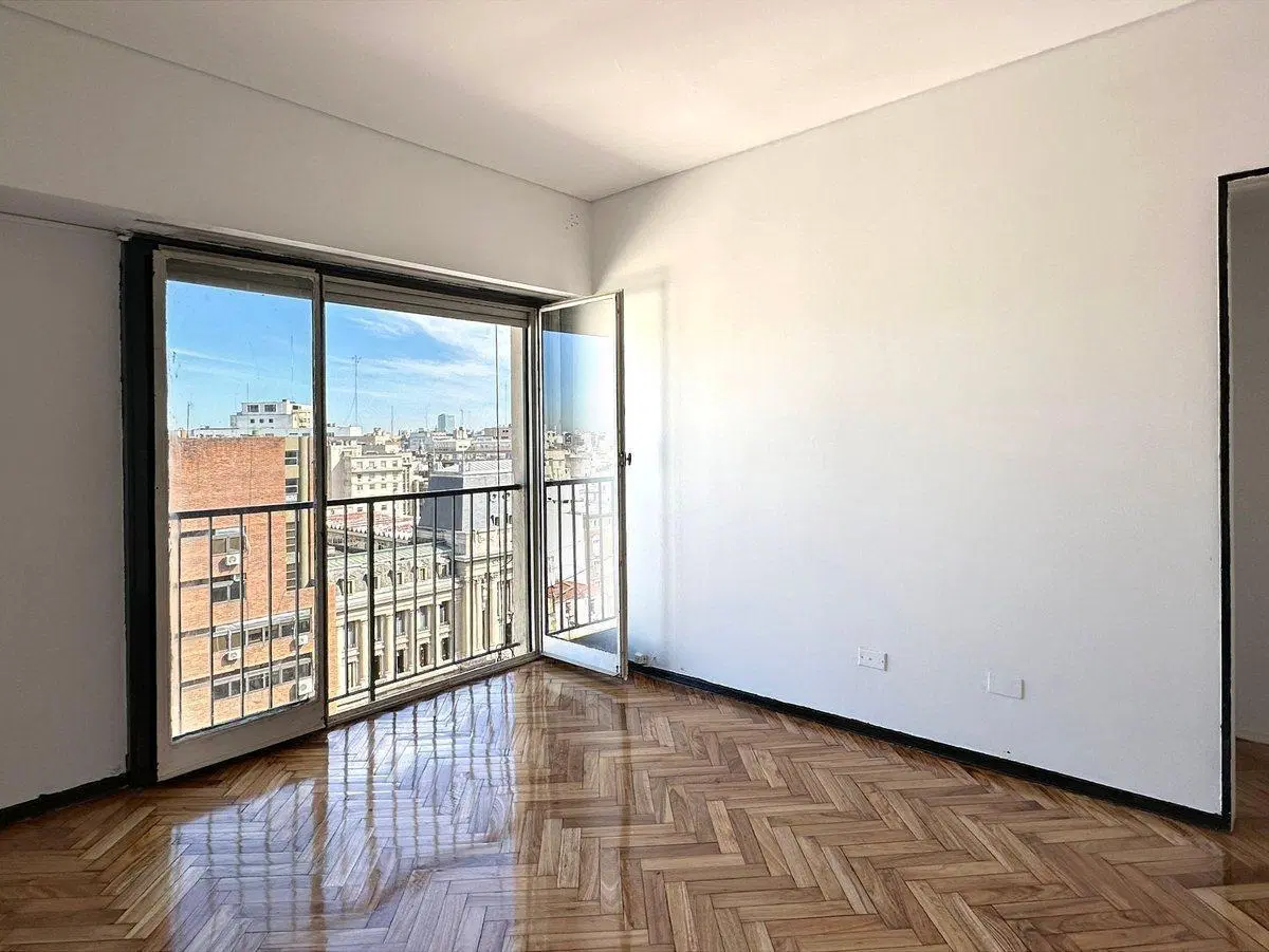 Alquiler Monserrat 2 ambientes piso 15 vista luz 2