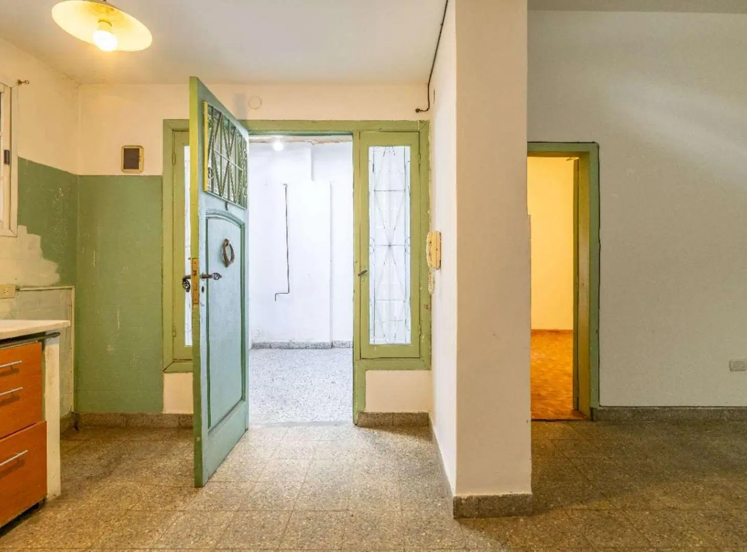 VENTA PH 2 AMBIENTES EN GERLI 5