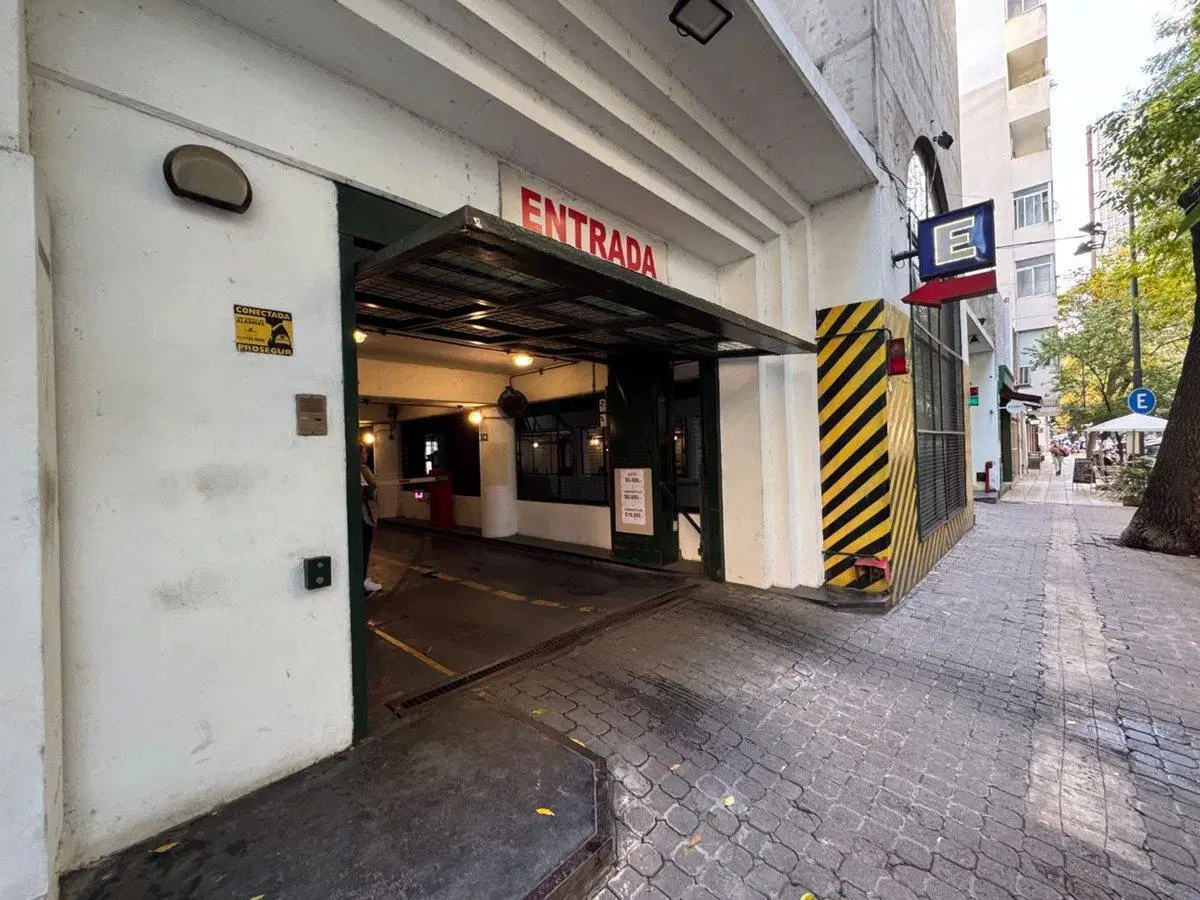 Cochera en venta en Palermo c/seguridad 24hs 2