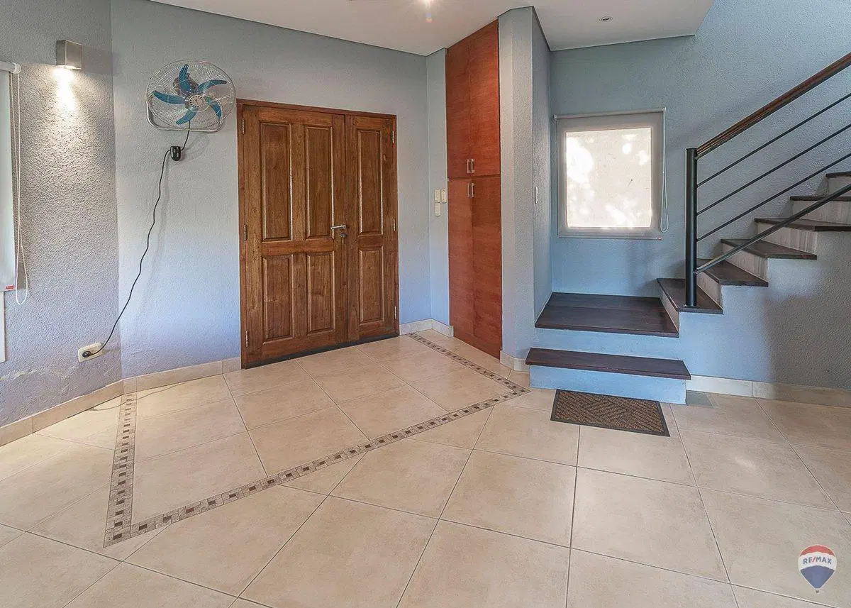 Venta Casa 4 amb. Club de Campo Los Puentes, Luján 5