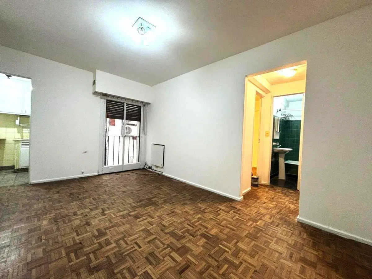 Departamento 2 ambientes en alquiler Barrio Norte 3