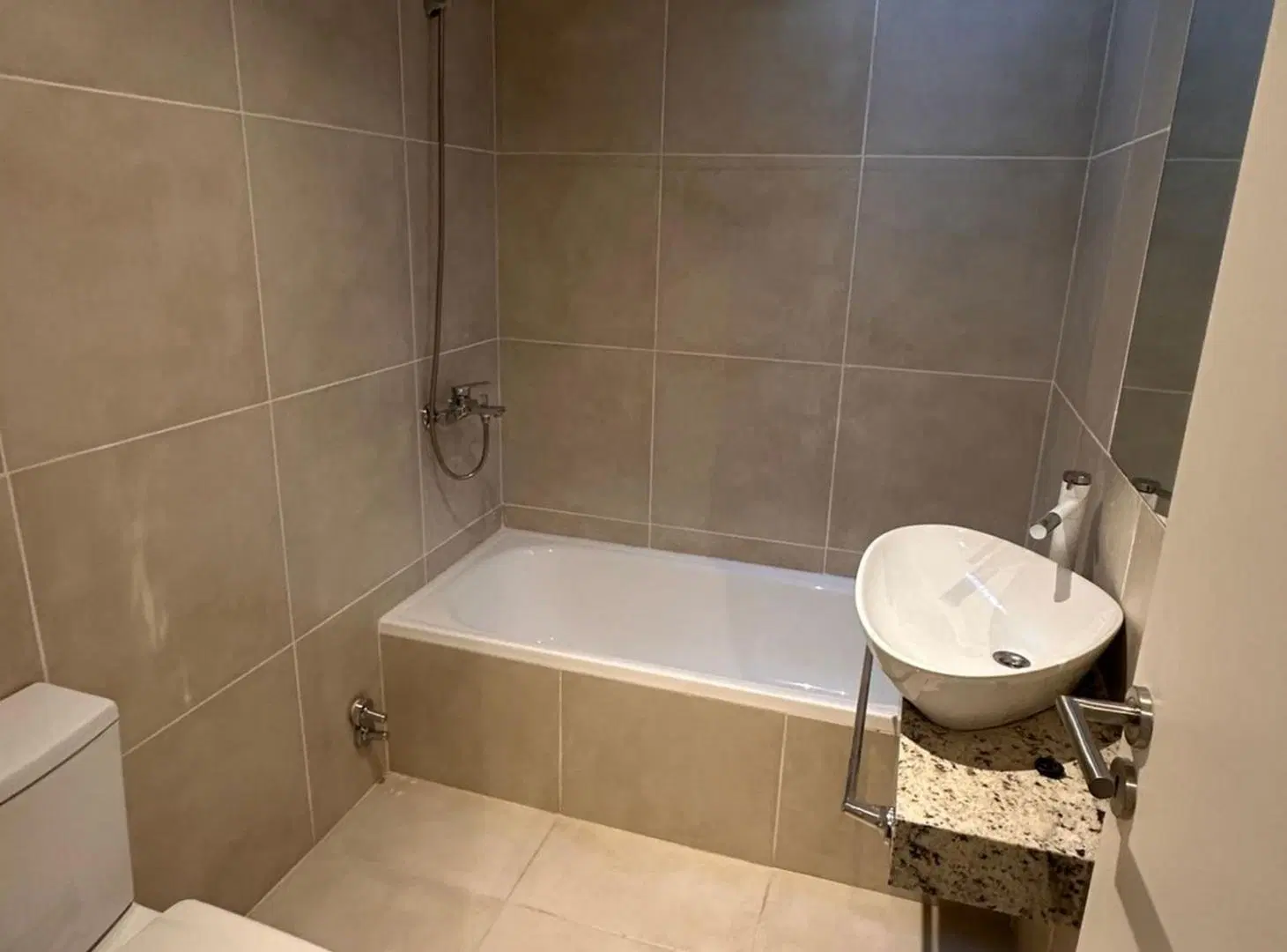 Excelente monoambiente 42 m2 4