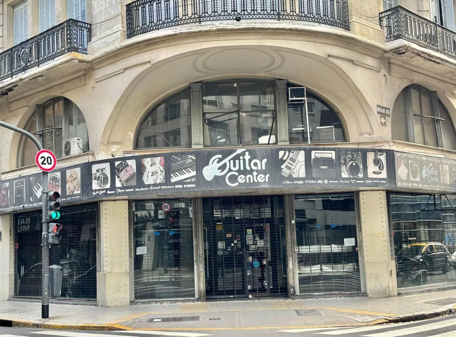 VTA LOCAL COMERCIAL ESQUINA MICROCENTRO S. NICOLAS 2