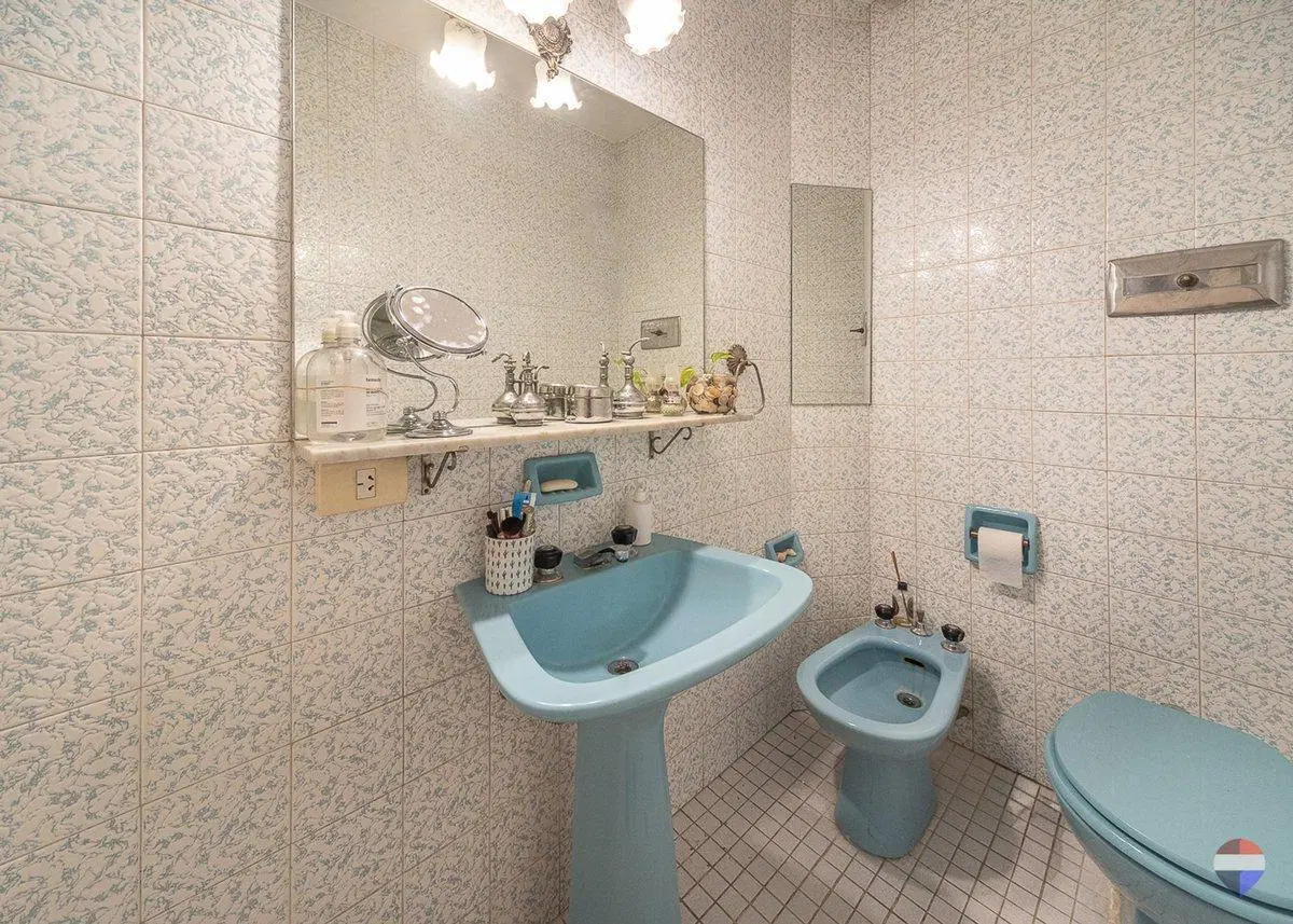VENTA CASA 6 AMBIENTES COCHERA PATIO COLEGIALES 2