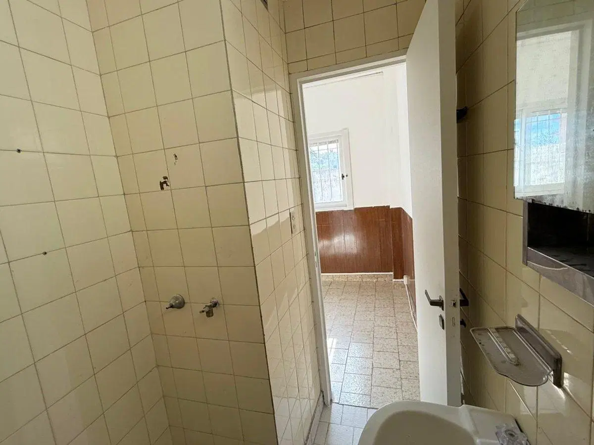 Departamento 4 ambientes con dependencia 5