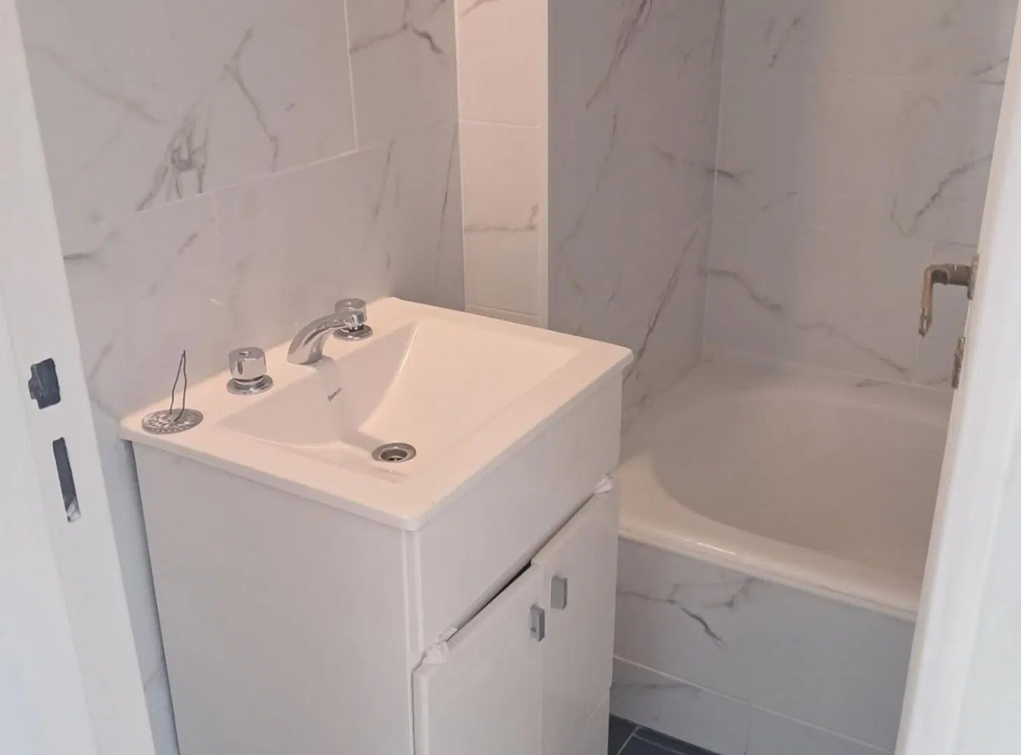 DEPARTAMENTO 2 AMB  9º LAT EN VENTA FLORES MUY LUM 2