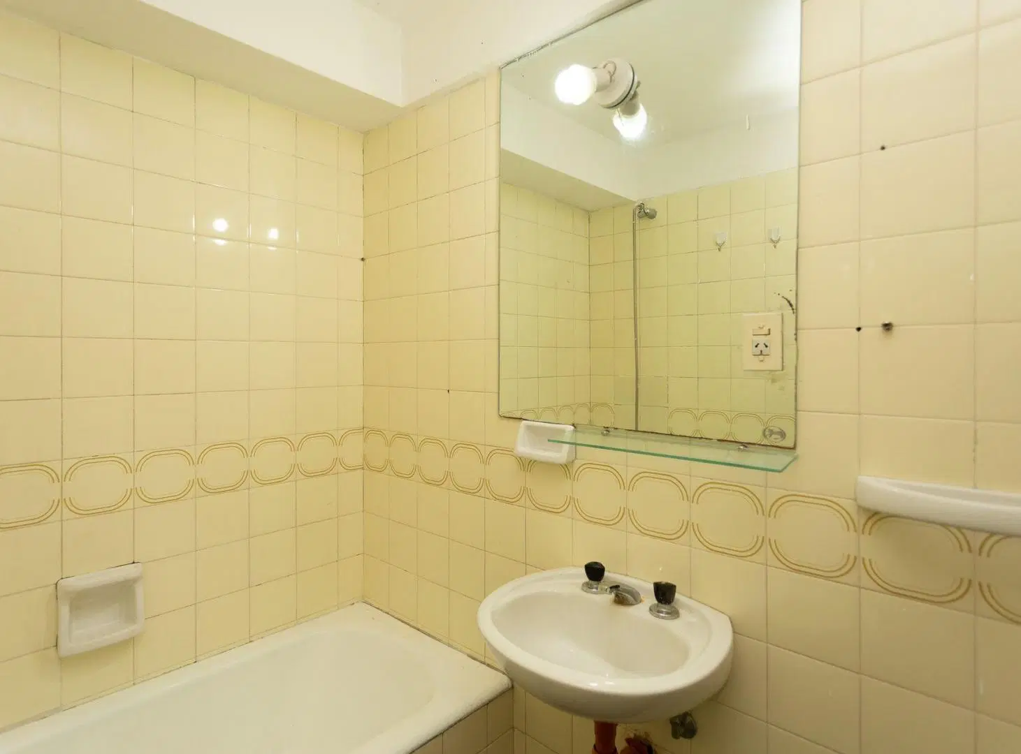 Departamento 2 ambientes venta Abasto con balcon 5
