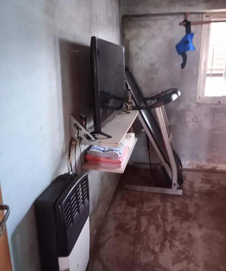 Venta casa 7 ambientes León Suarez oportunidad opc 2