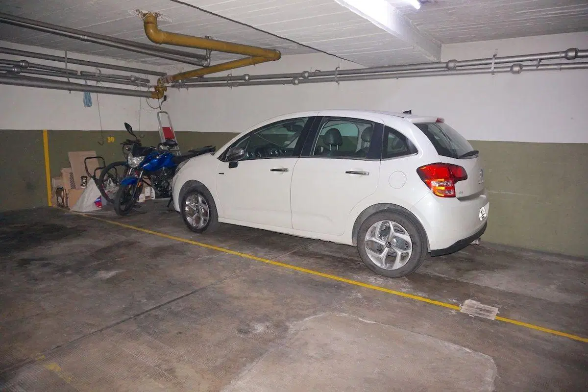 Cochera Venta Belgrano Doble 2 Autos Chicos 4