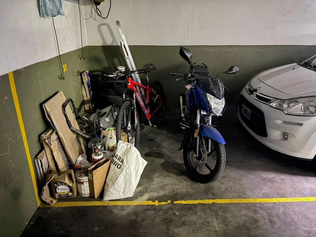 Cochera Venta Belgrano Doble 2 Autos Chicos 3