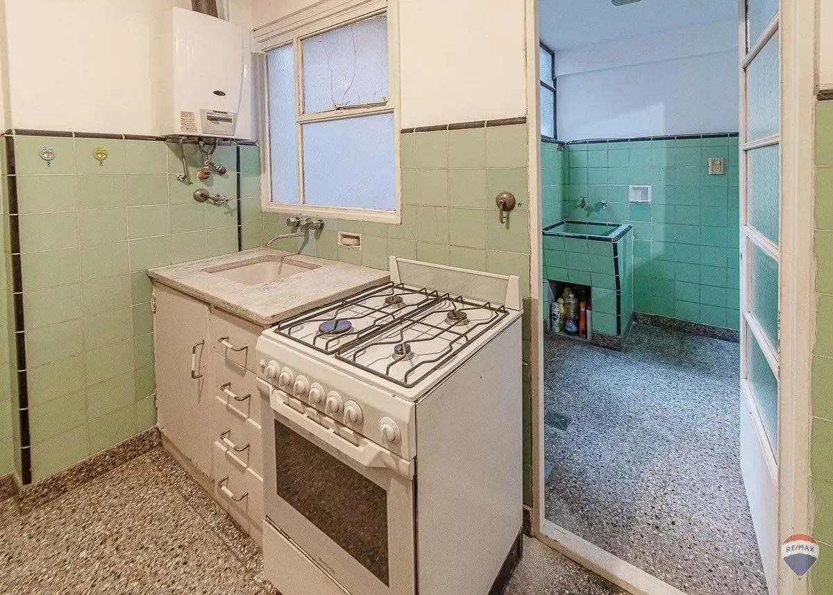 DEPARTAMENTO 2 AMBIENTES EN VENTA BALVANERA BALCON 8