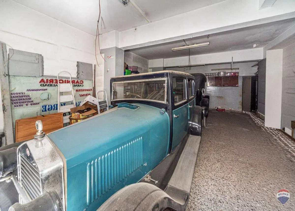LOCAL COMERCIAL  EN VENTA EN V SARFIELD 3