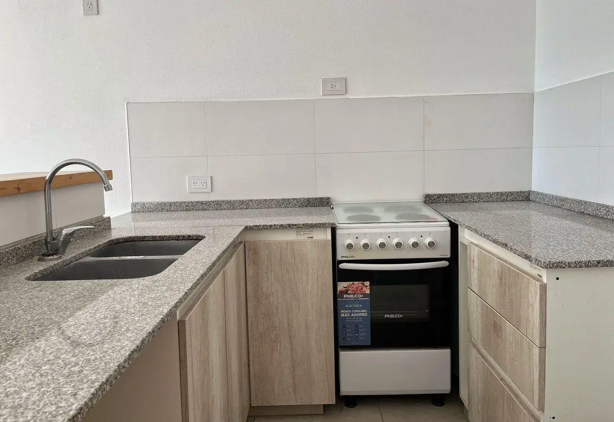 VENTA DEPARTAMENTO 2 AMBIENTES CON COCHERA 2