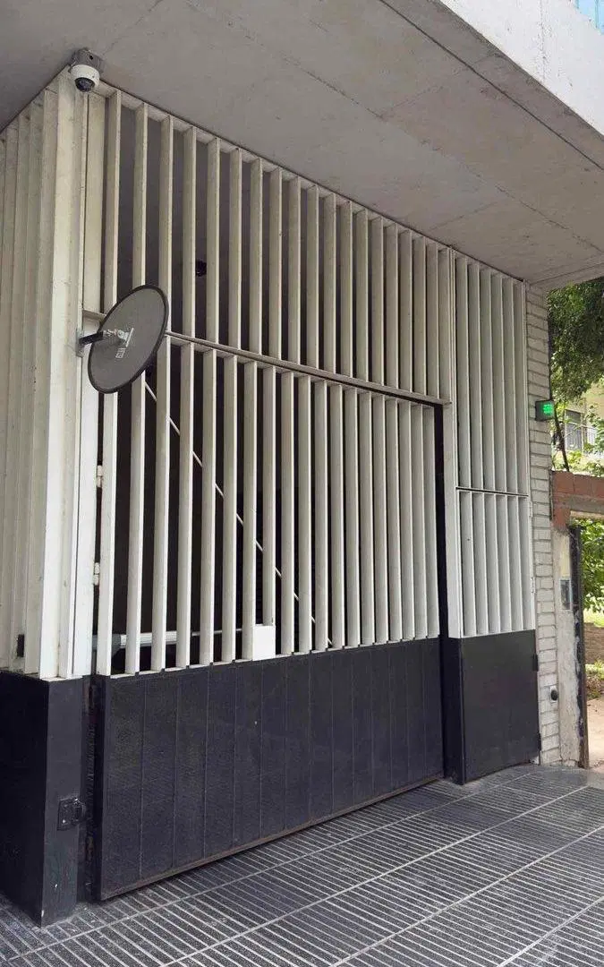 VENTA COCHERA CON BAULERA  PUERTO DE OLIVOS 5