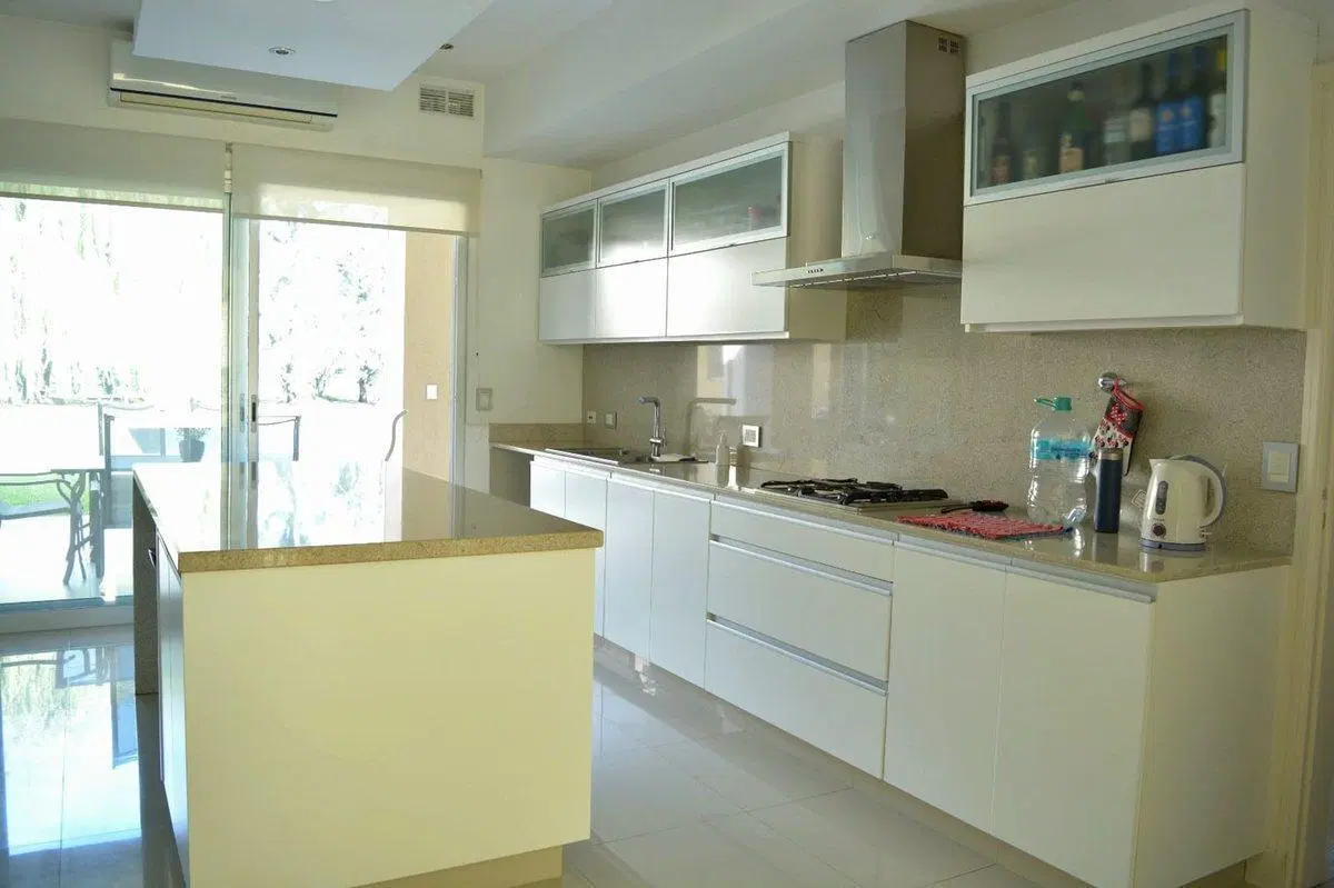 Exclusiva casa en venta - Las Casuarinas del Pilar 5