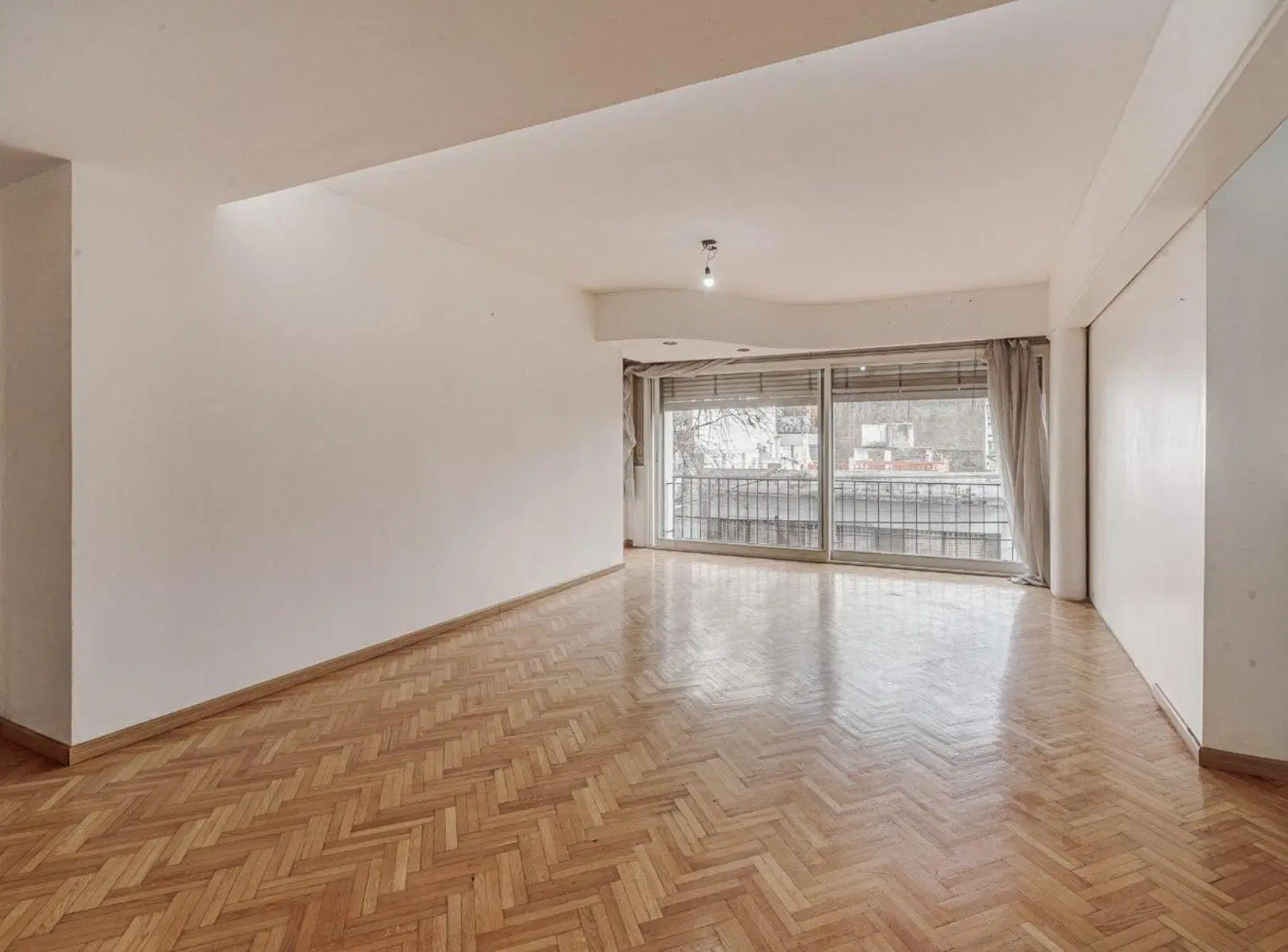 Venta depto. 4 ambientes +dependencia Almagro. 4