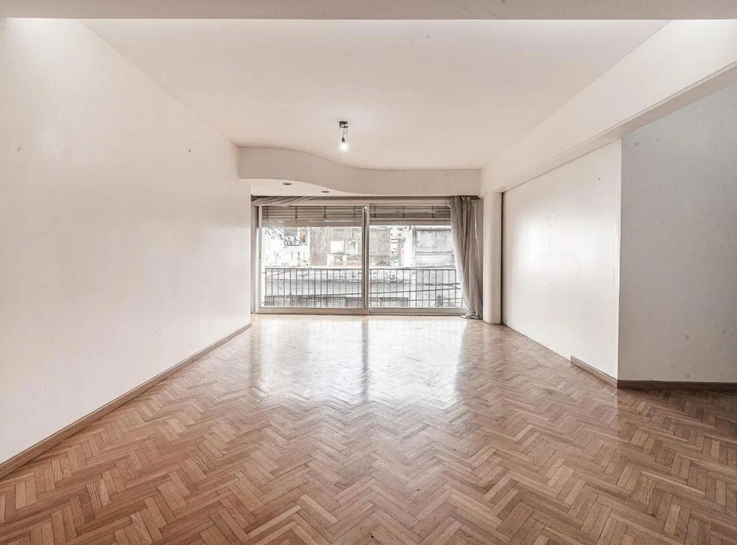 Venta depto. 4 ambientes +dependencia Almagro. 2